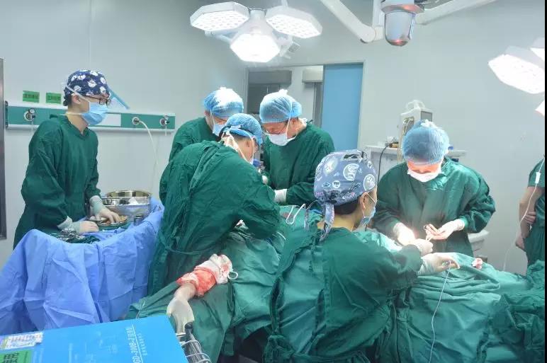 以为是“口腔溃疡”结果是口咽癌? 这台4级高难手术敲响警钟